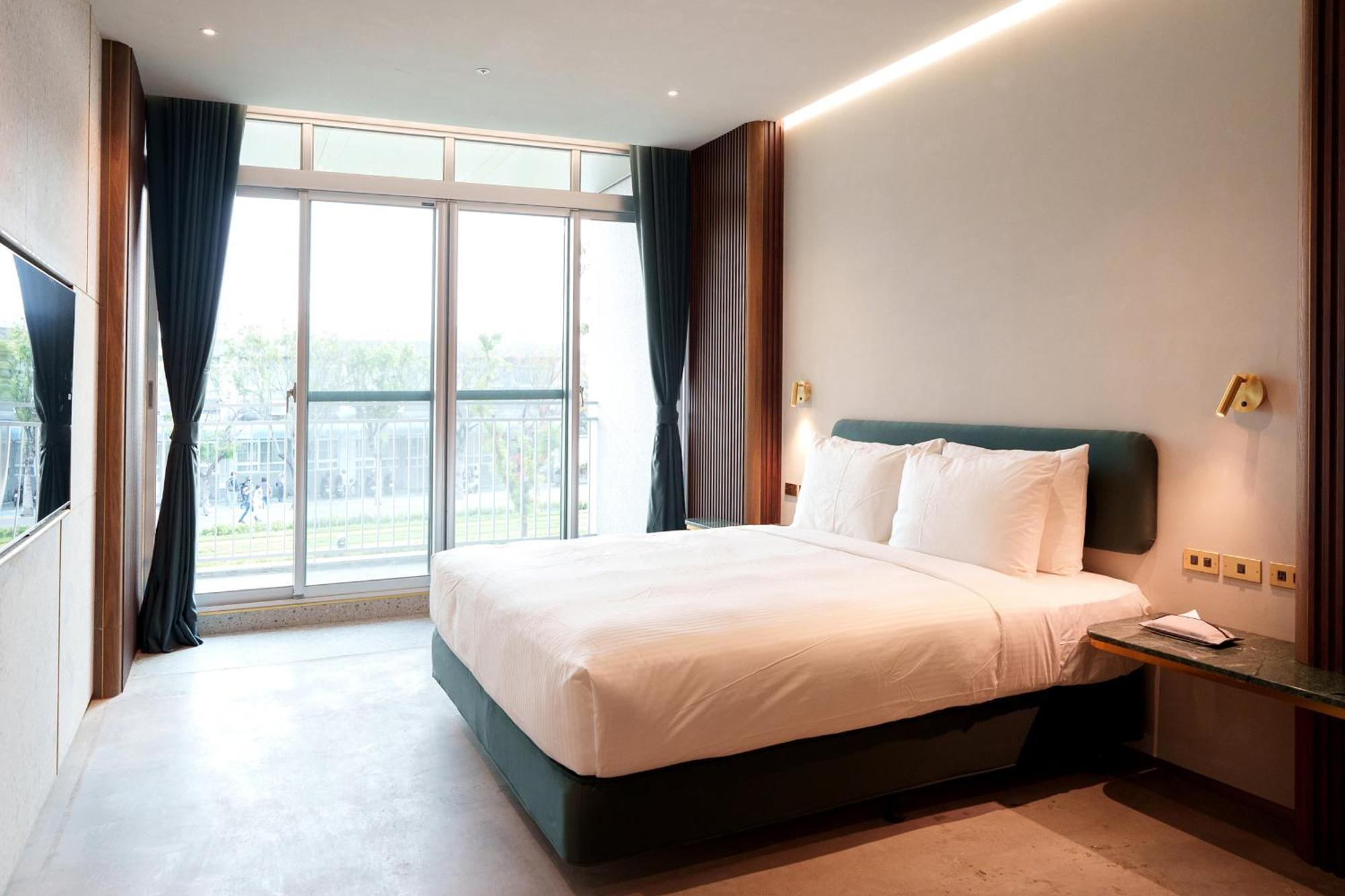 Papoa Harbor Hotel Kaohsiung Exterior photo